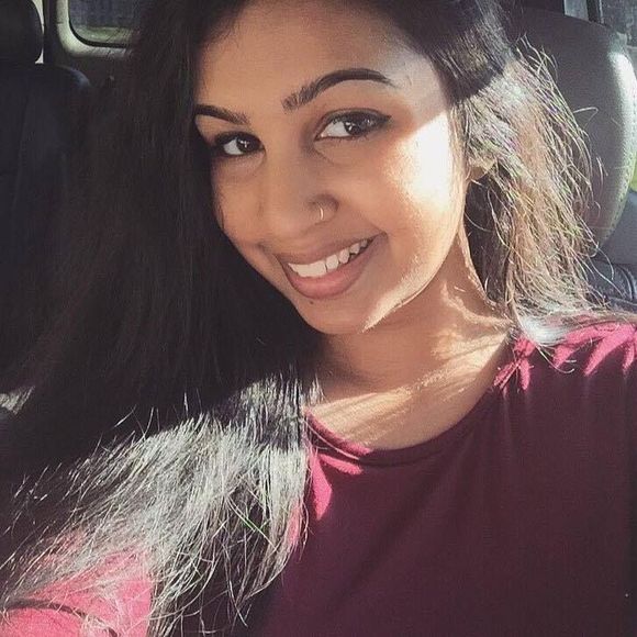 Meet your Posher, Ramona - Picture 1 of 1